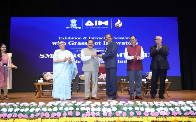 Grassroot Innovators Recognition - 2026 by AIM, NITI Aayog in the presence of Present of India, Rastrapati Bhavan